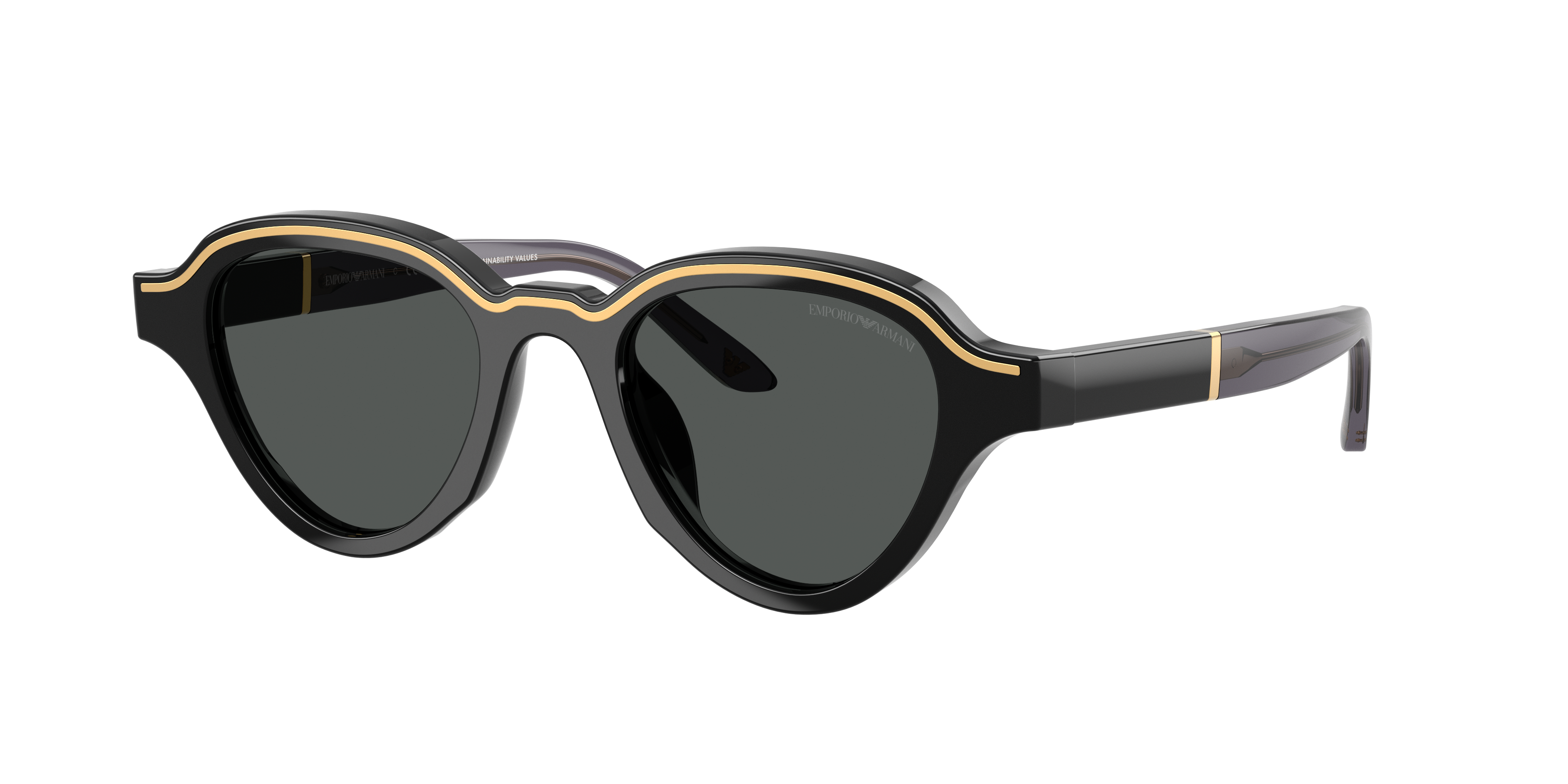 Shiny Black, three-quarter view #Colour_Shiny Black