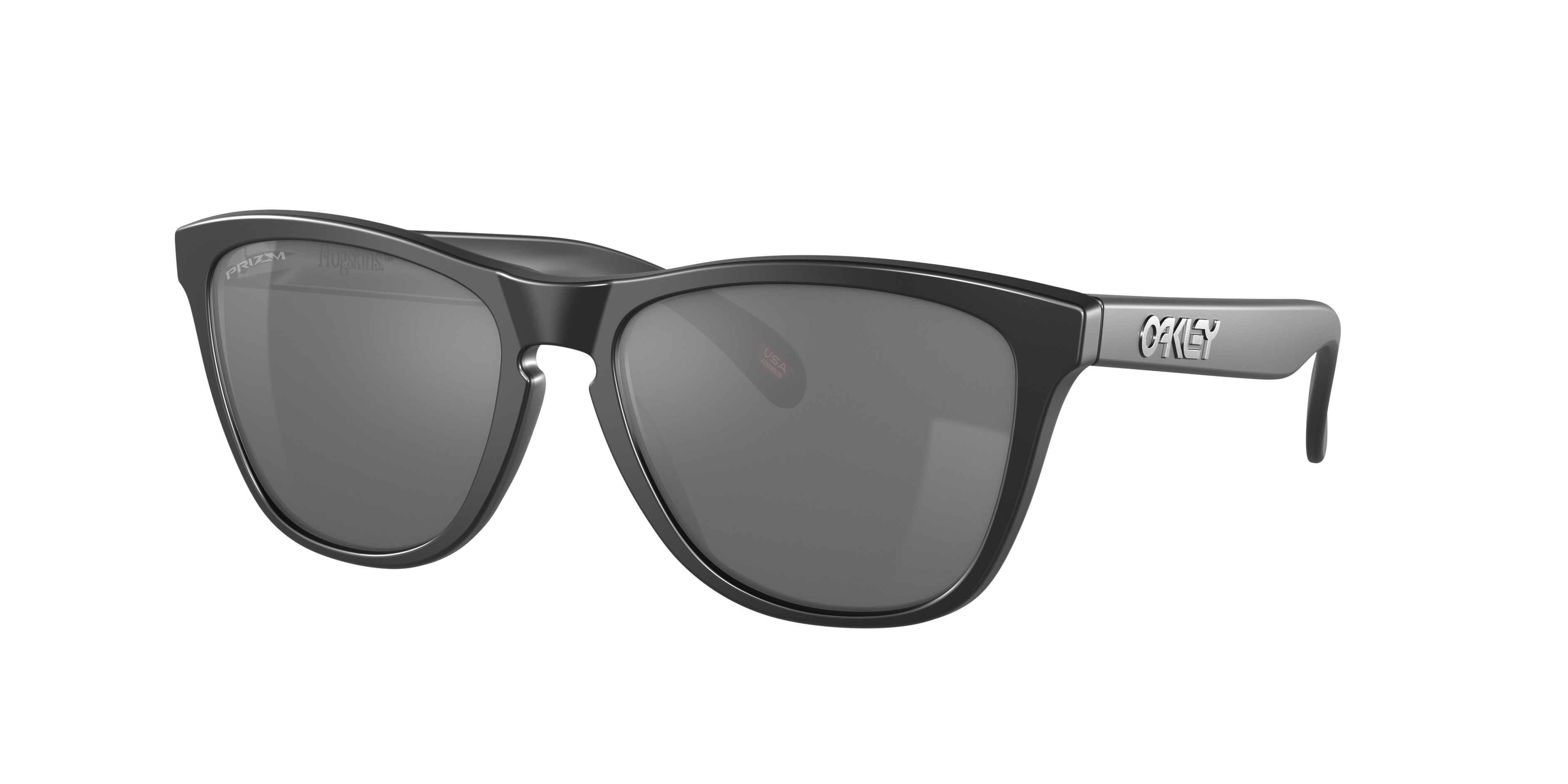 Oakley Frogskins OO9013 in Matte Black / Prizm Black Polarized, three-quarter view #Colour_Matte Black / Prizm Black Polarized