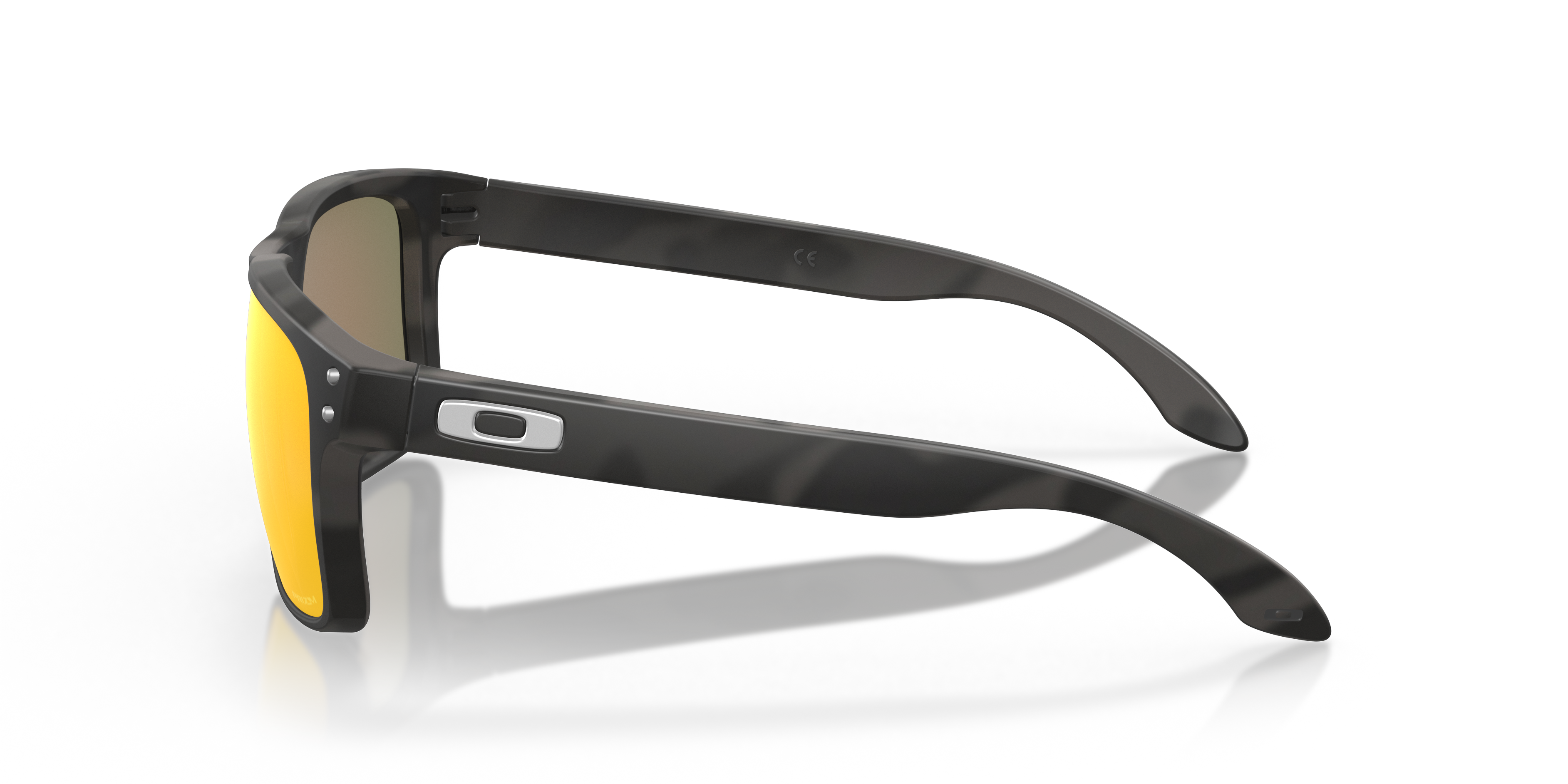 Oakley Holbrook OO9102 in Black Camo / Prizm Ruby, side view #Colour_Black Camo / Prizm Ruby