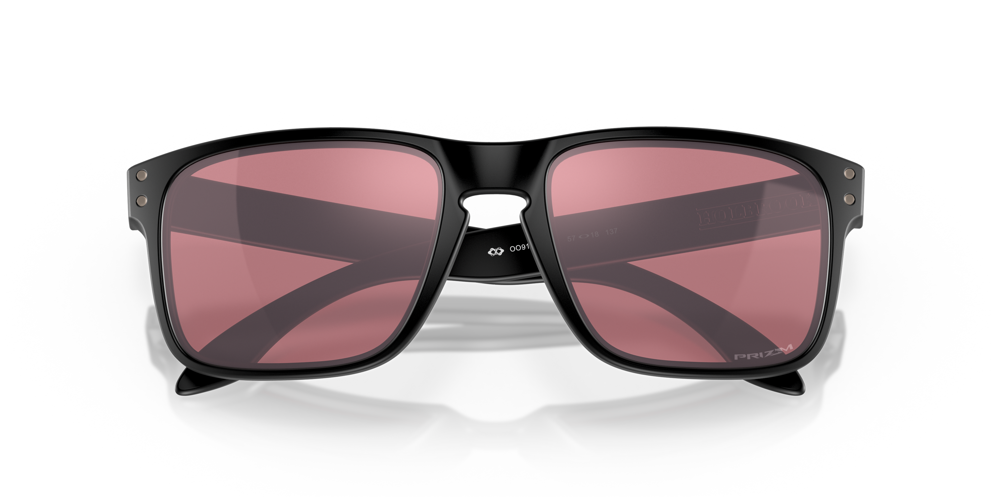 Oakley Holbrook OO9102 in Matte Black / Prizm Dark Golf, front detail view #Colour_Matte Black / Prizm Dark Golf