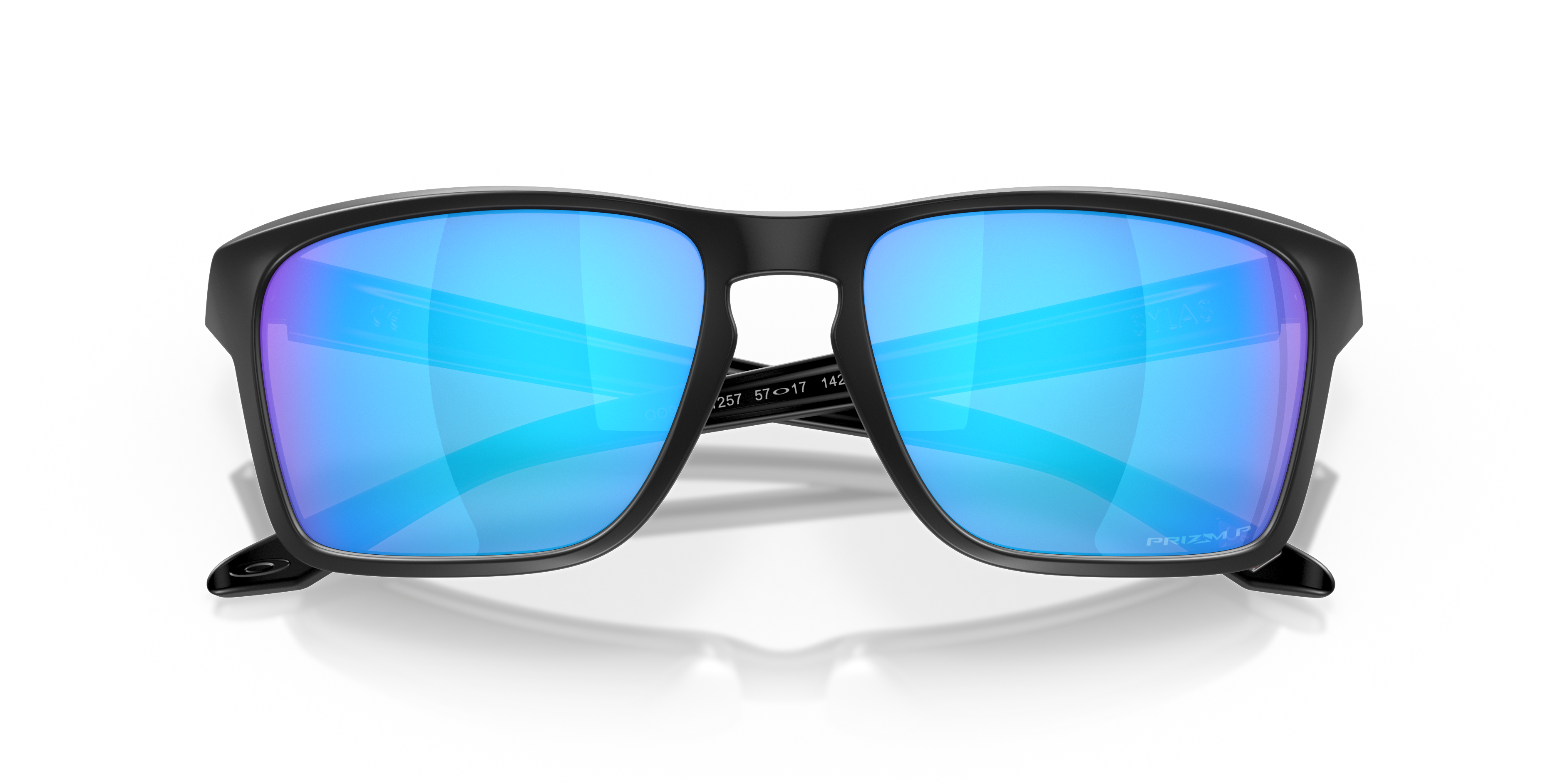 Oakley Sylas OO9448 in Matte Black / Prizm Sapphire Polarized, front detail view #Colour_Matte Black / Prizm Sapphire Polarized