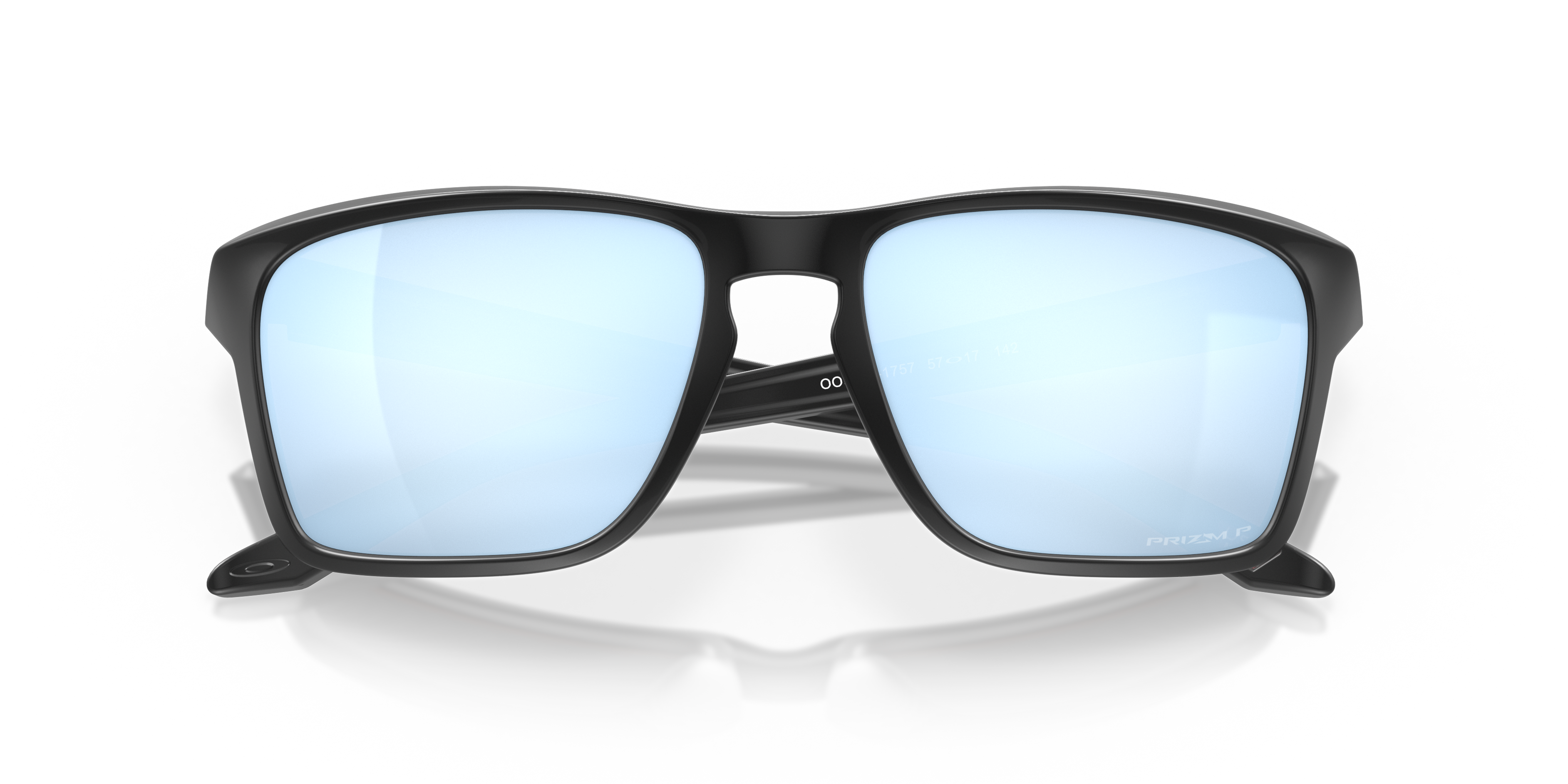 Oakley Sylas OO9448 in Matte Black / Prizm Deep Water Polarized, front detail view #Colour_Matte Black / Prizm Deep Water Polarized