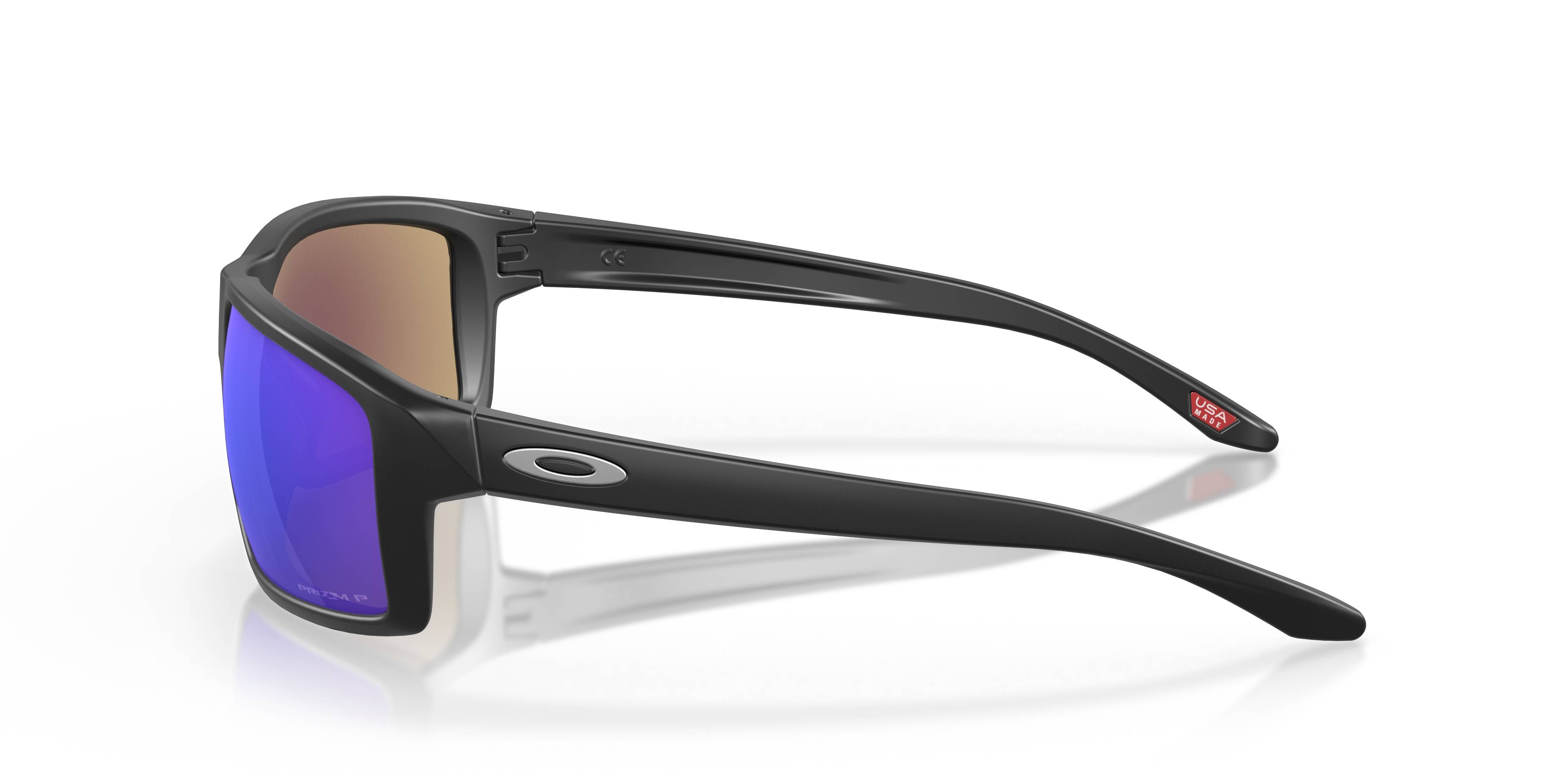 Oakley Gibston OO9449 in Matte Black / Prizm Sapphire Polarized, side view #Colour_Matte Black / Prizm Sapphire Polarized