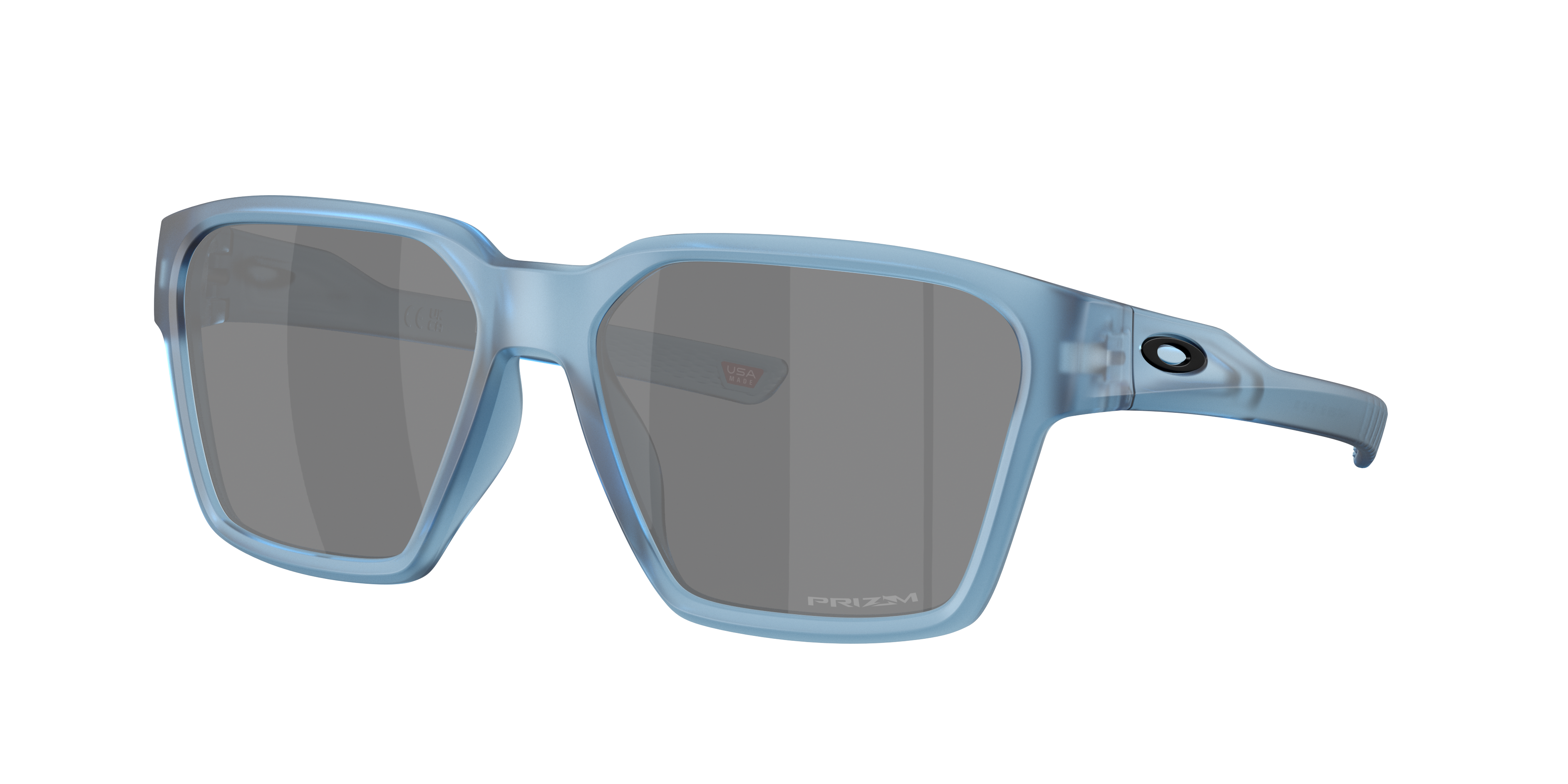 Oakley Briza OO9497 in Matt Transparent Stonewash / Prizm Black, three-quarter view #Colour_Matt Transparent Stonewash / Prizm Black
