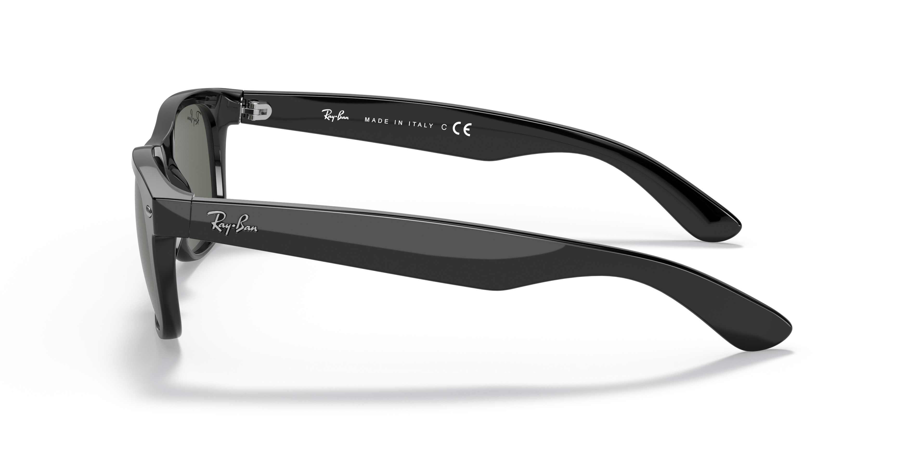 Ray-Ban New Wayfarer RB2132 in Black (901), side view #Colour_Black (901)