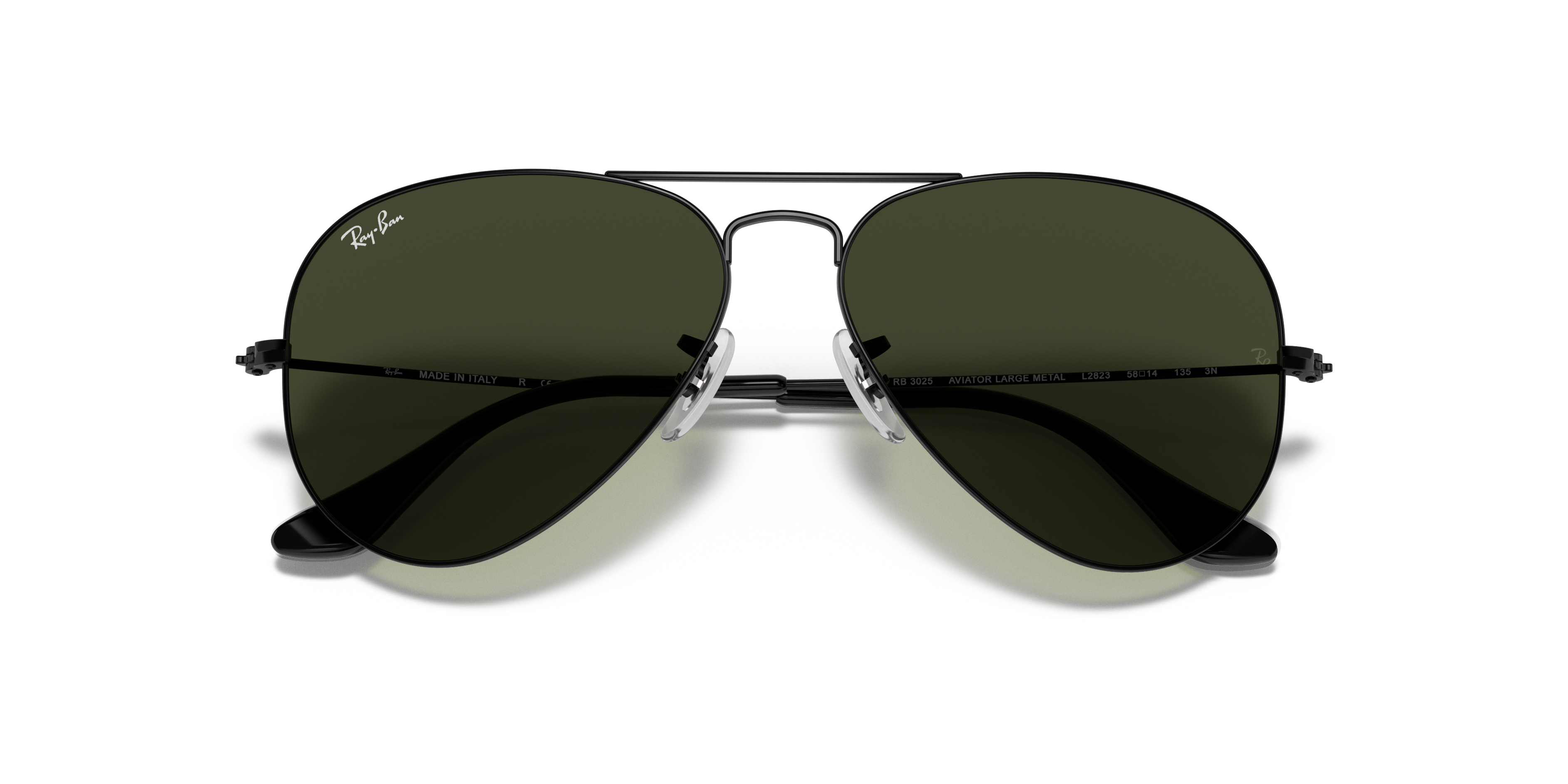Ray-Ban Aviator RB3025 in Black (L2823), front detail view #Colour_Black (L2823)