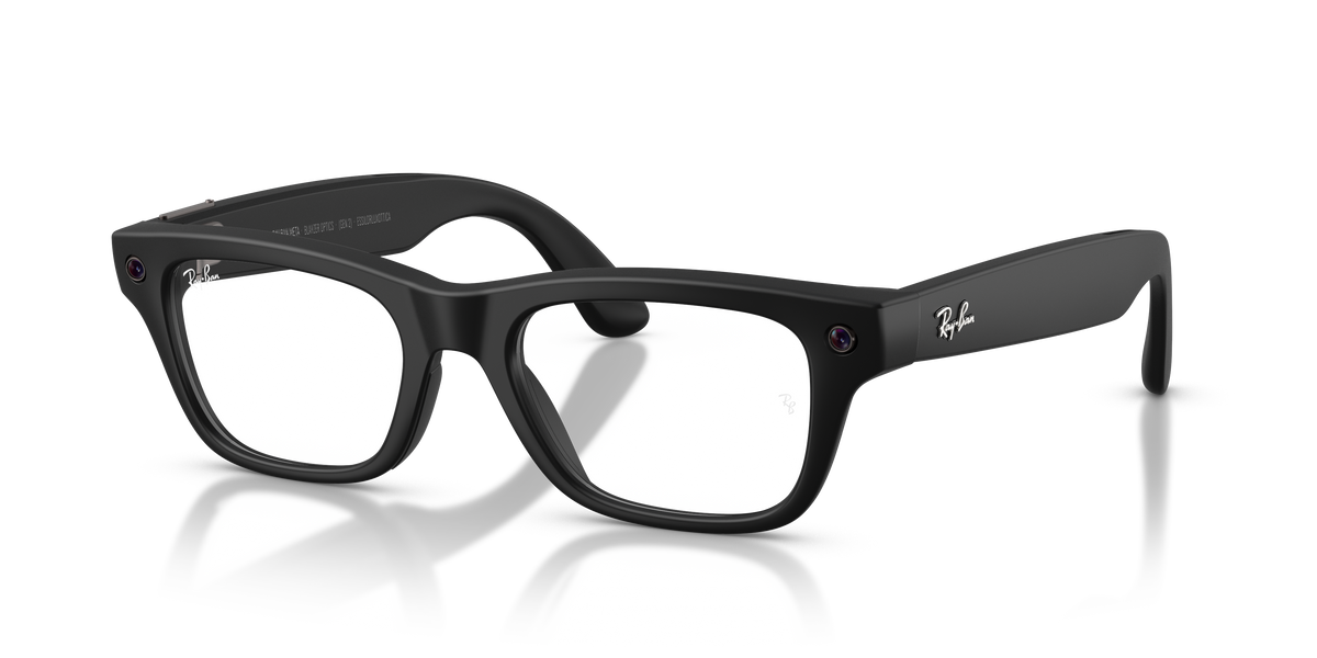 Ray-Ban Meta Blayzer Optics RW7001 in Black, three-quarter view #Colour_Black (2077)