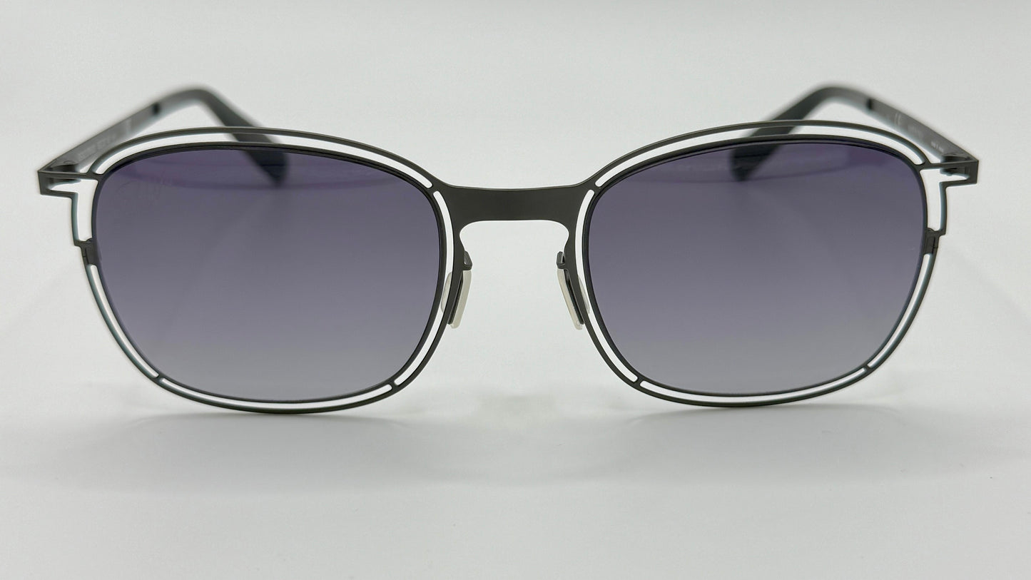 GS002