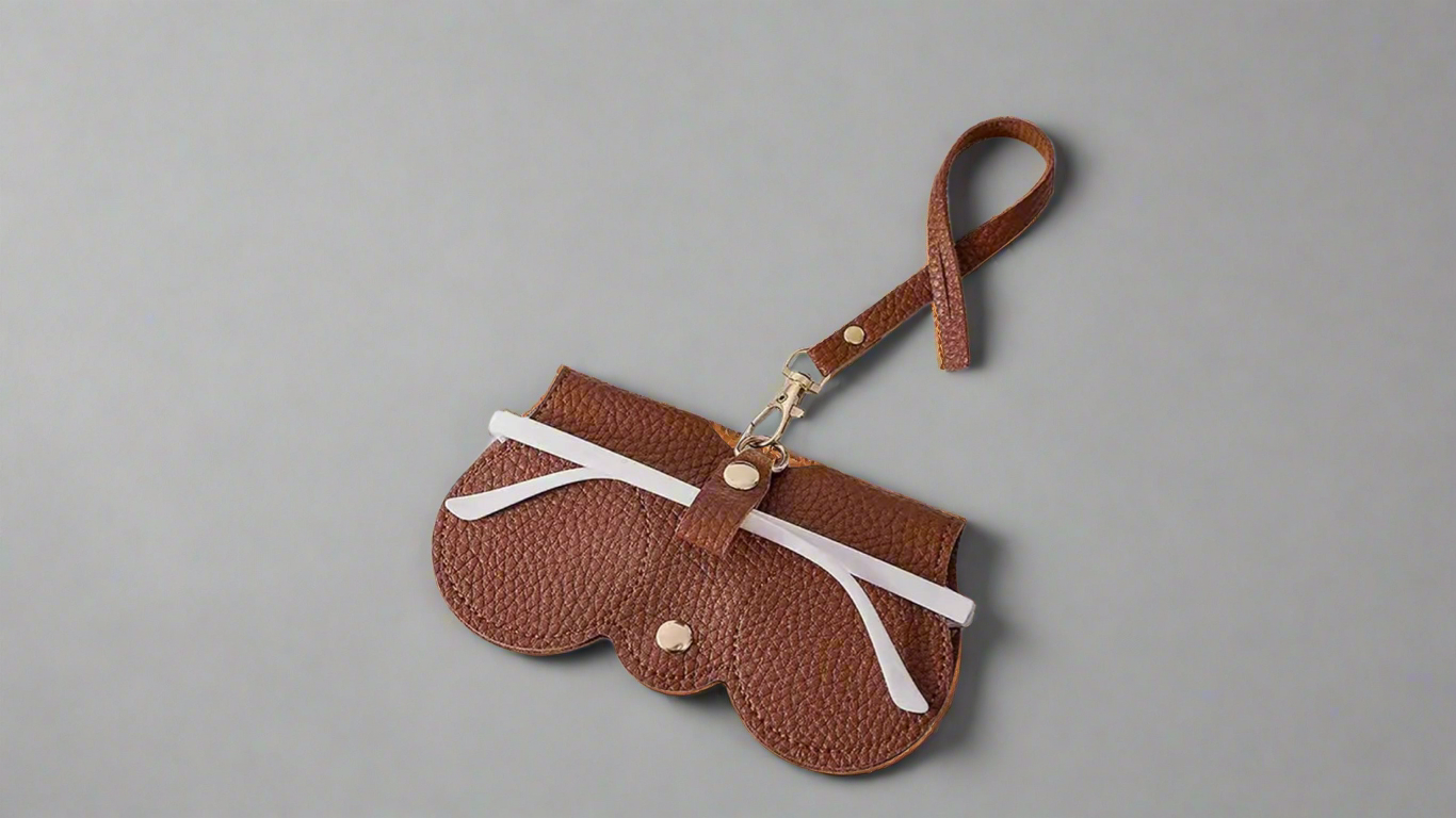 Compact Clip-On Glasses Pouch - TOTAL EYEWEAR
