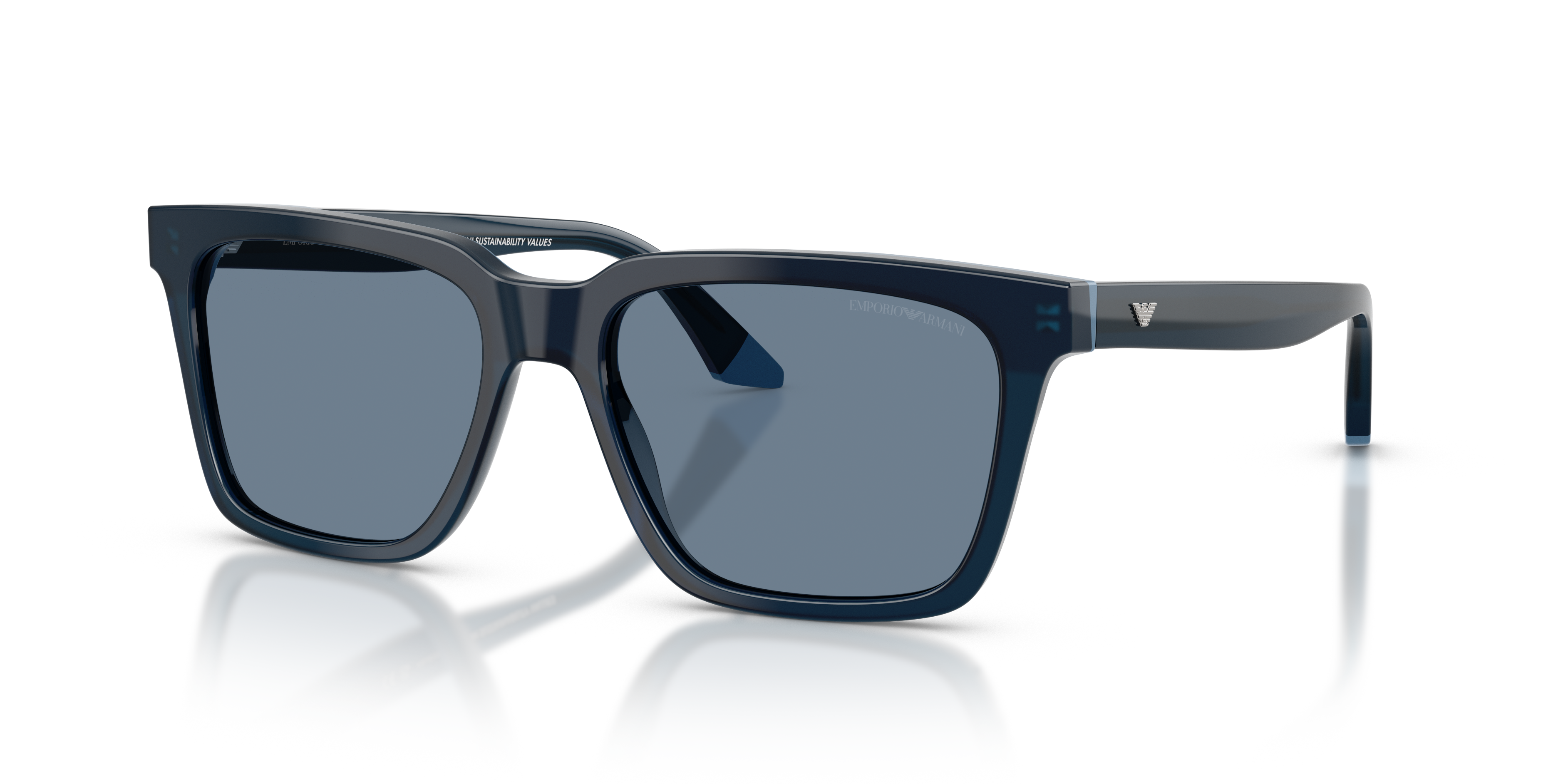 Opaline Blue, three-quarter view #Colour_Opaline Blue