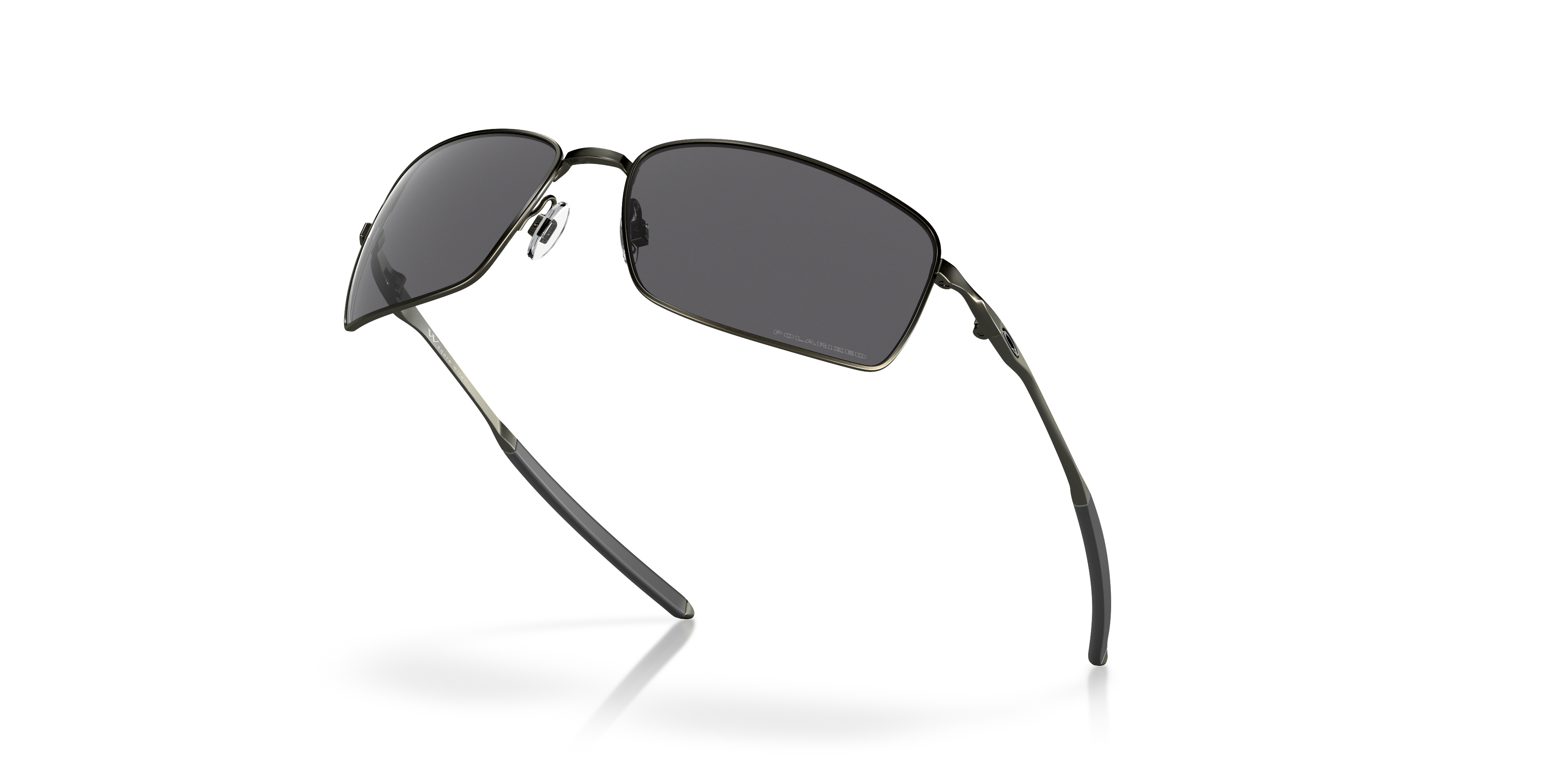 Oakley Square Wire OO4075 in Carbon / Grey Polarized, angled view #Colour_Carbon / Grey Polarized