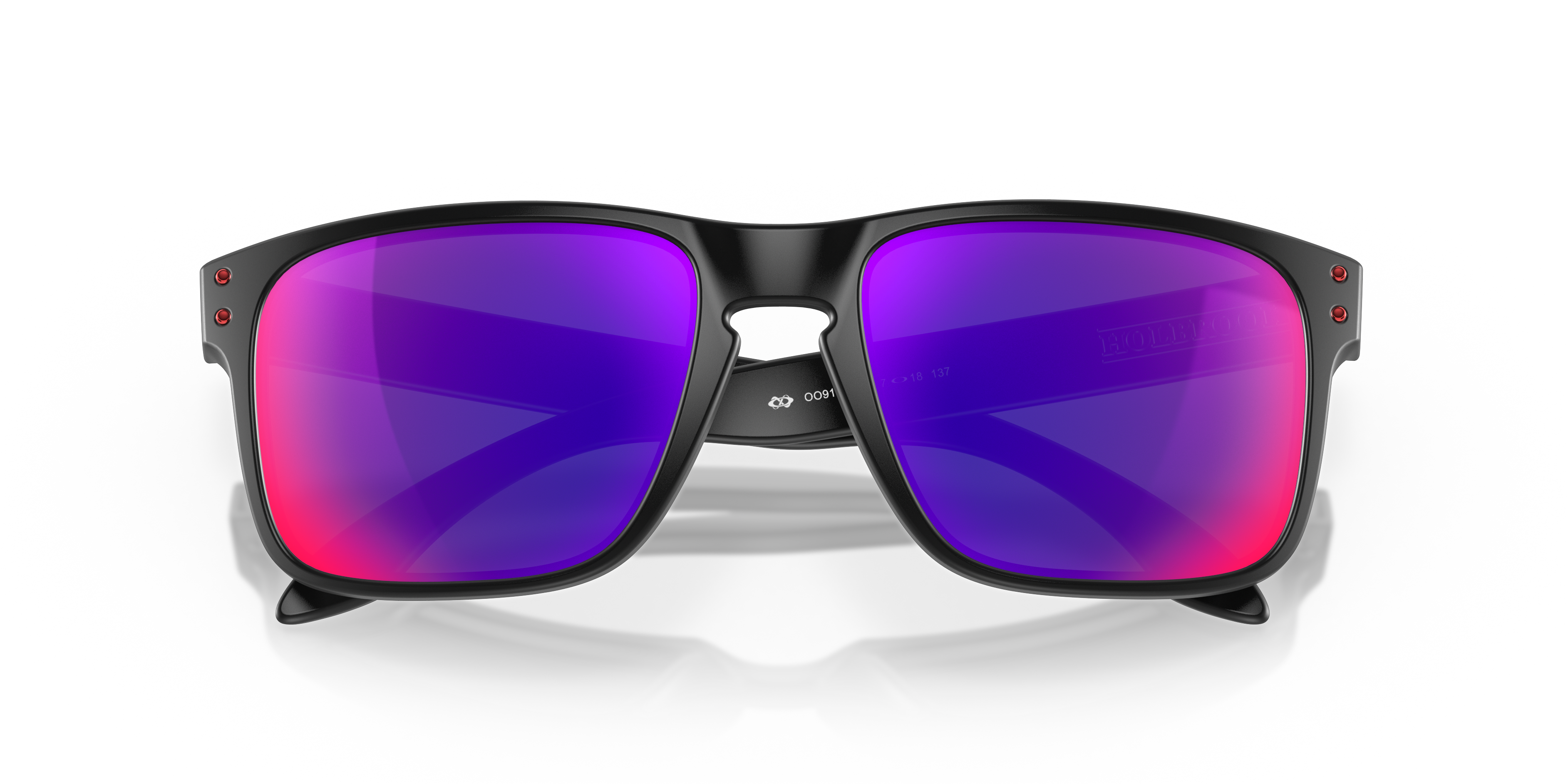 Oakley Holbrook OO9102 in Matte Black / + Red Iridium, front detail view #Colour_Matte Black / + Red Iridium