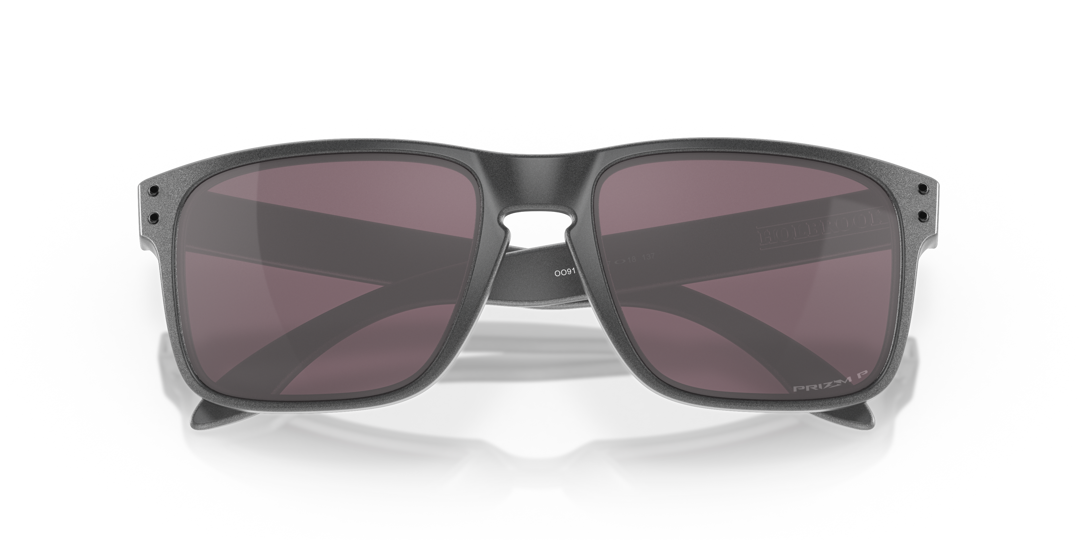 Oakley Holbrook OO9102 in Steel / Prizm Daily Polarized, front detail view #Colour_Steel / Prizm Daily Polarized