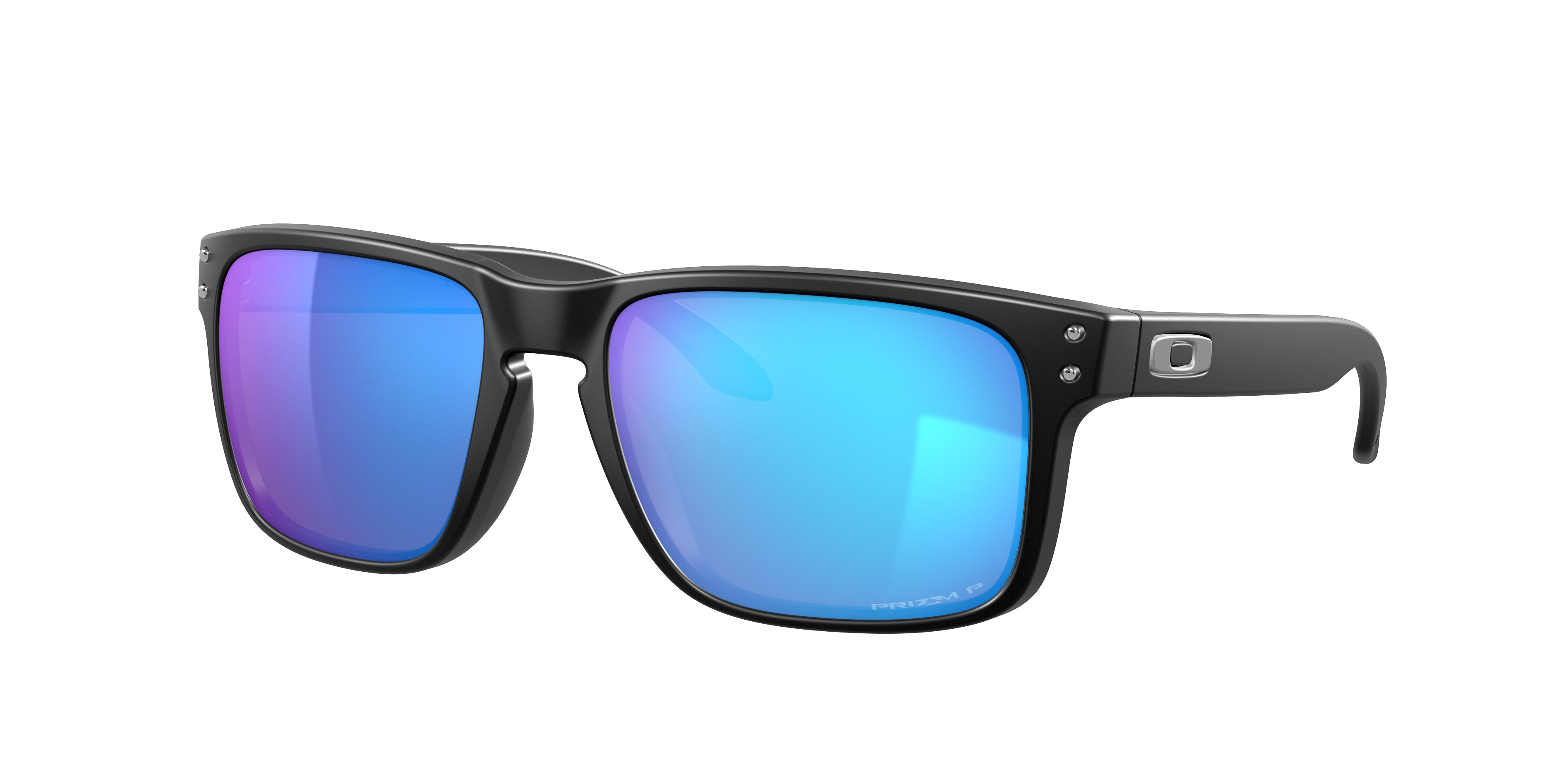 Oakley Holbrook OO9102 in Matte Black / Prizm Sapphire Polarized, three-quarter view #Colour_Matte Black / Prizm Sapphire Polarized