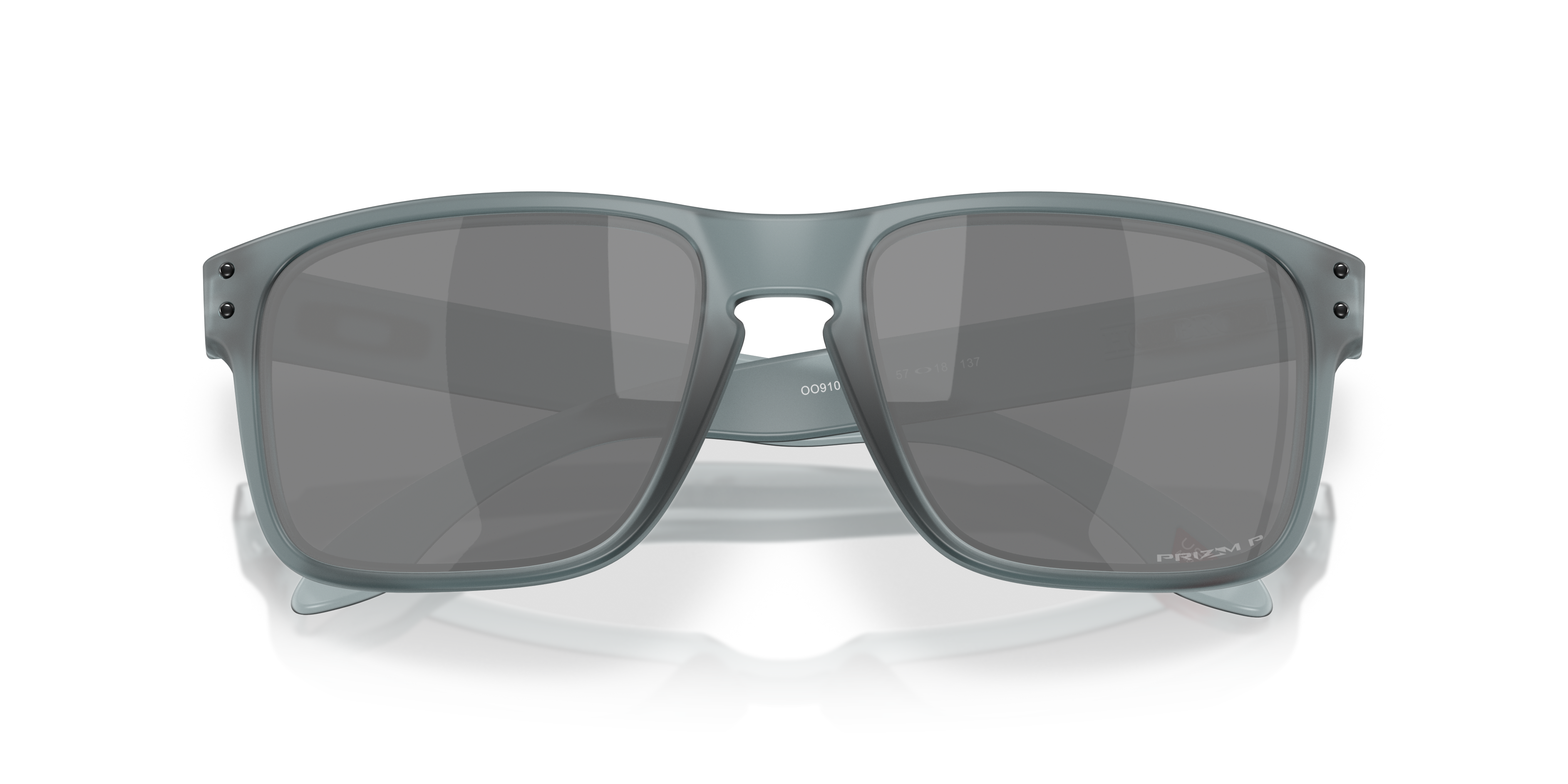 Oakley Holbrook OO9102 in Matte Crystal Black / Prizm Black Polarized, front detail view #Colour_Matte Crystal Black / Prizm Black Polarized