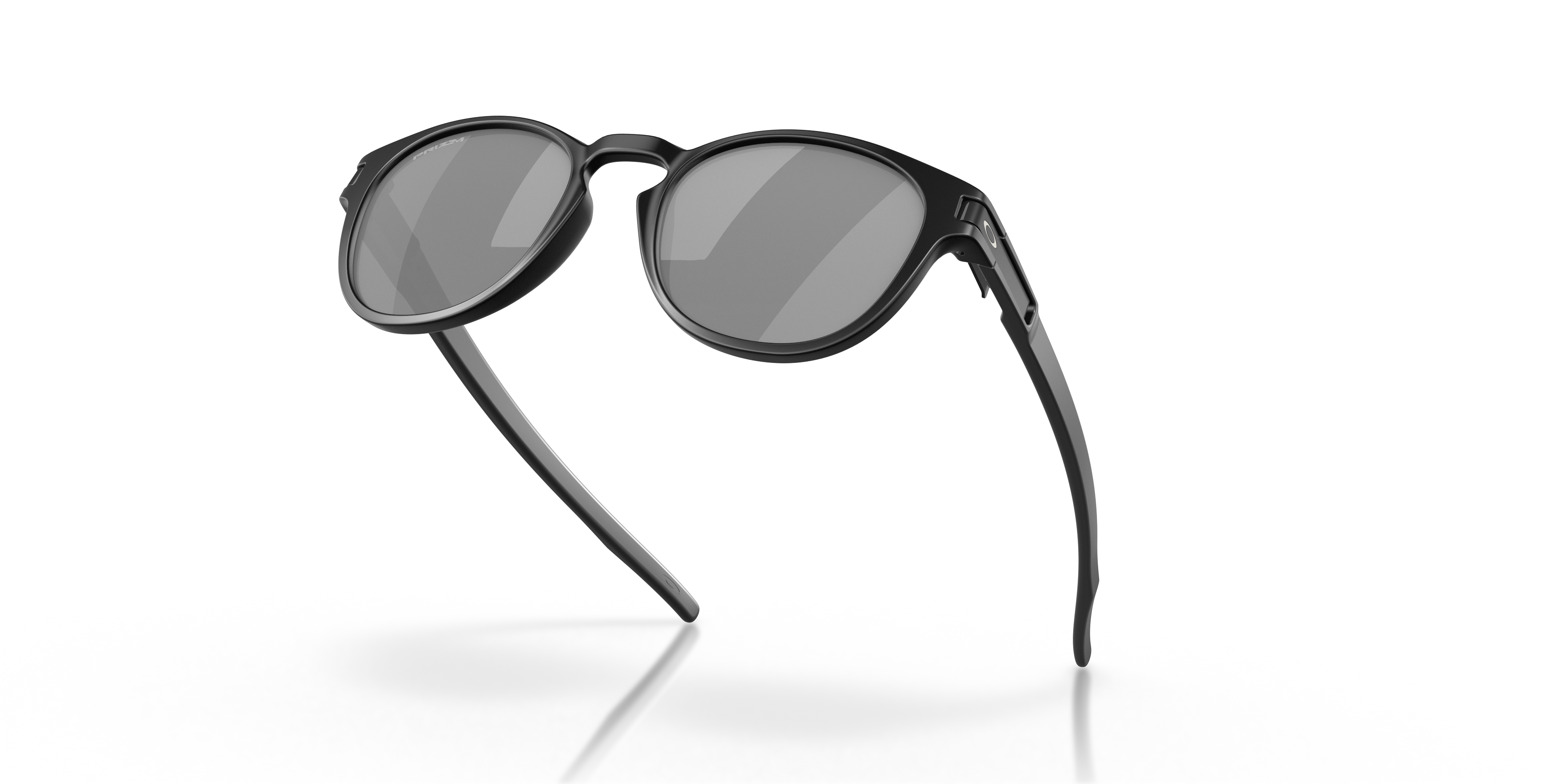 Oakley Latch OO9265 in Matte Black / Prizm Black, angled view #Colour_Matte Black / Prizm Black