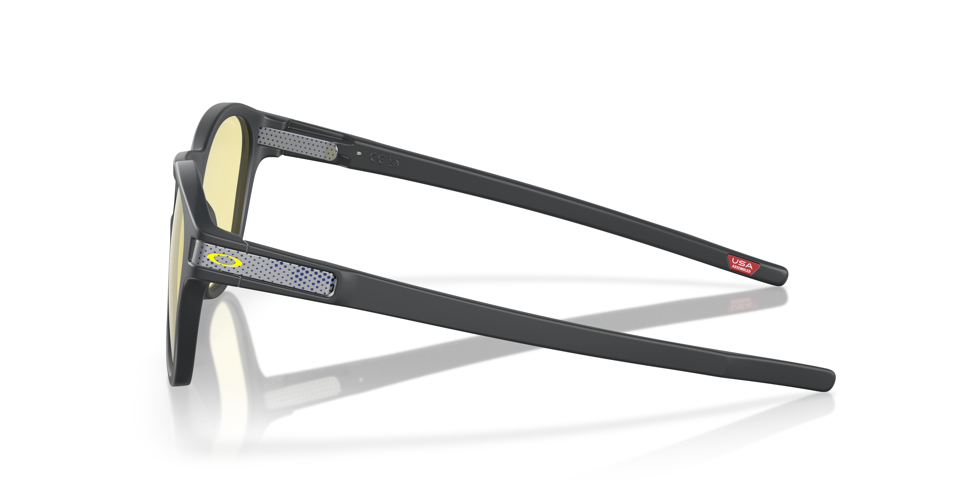 Oakley Latch OO9265 in Matte Carbon / Prizm Gaming 2.0, side view #Colour_Matte Carbon / Prizm Gaming 2.0