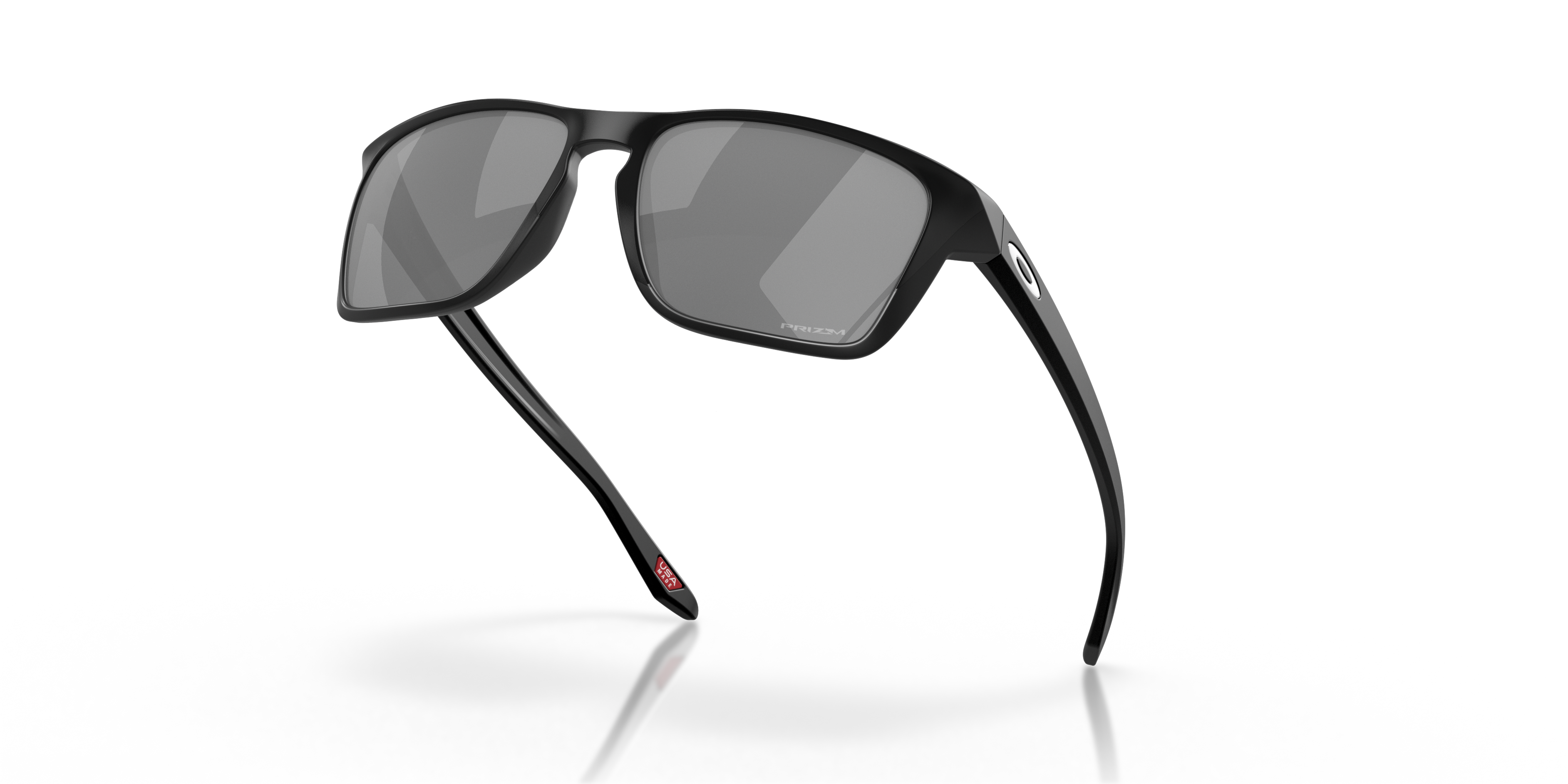 Oakley Sylas OO9448 in Matte Black / Prizm Black, angled view #Colour_Matte Black / Prizm Black