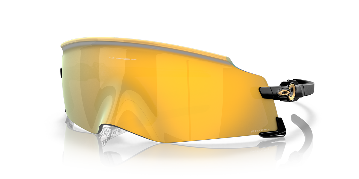 Oakley Kato OO9455M in Polished Black / Prizm 24K, three-quarter view #Colour_Polished Black / Prizm 24K (945502)