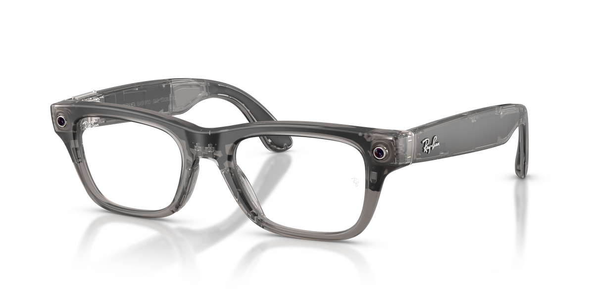 Ray-Ban Meta Blayzer Optics RW7001 in Transparent Ice Grey, three-quarter view #Colour_Transparent Ice Grey (8529)