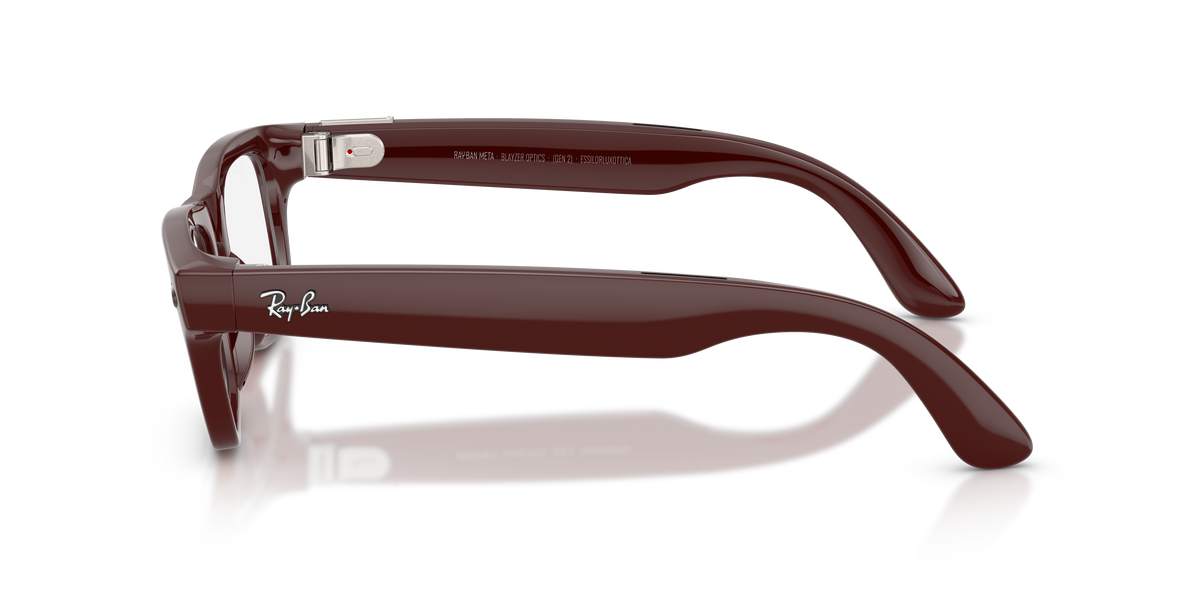Ray-Ban Meta Blayzer Optics RW7001 in colour 8556, side view #Colour_8556