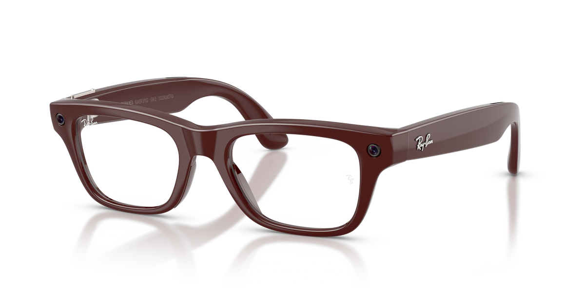 Ray-Ban Meta Blayzer Optics RW7001 in colour 8556, three-quarter view #Colour_8556